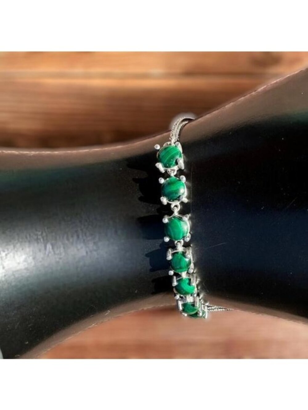 Elegant Green Malachite Bracelet with Silver Accents
